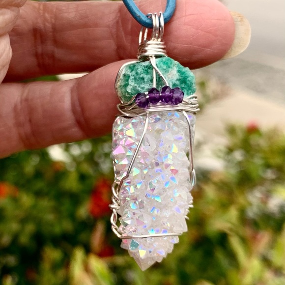 Raw Emerald, Angel Aura, Amethyst Bead Necklace - Picture 11 of 16